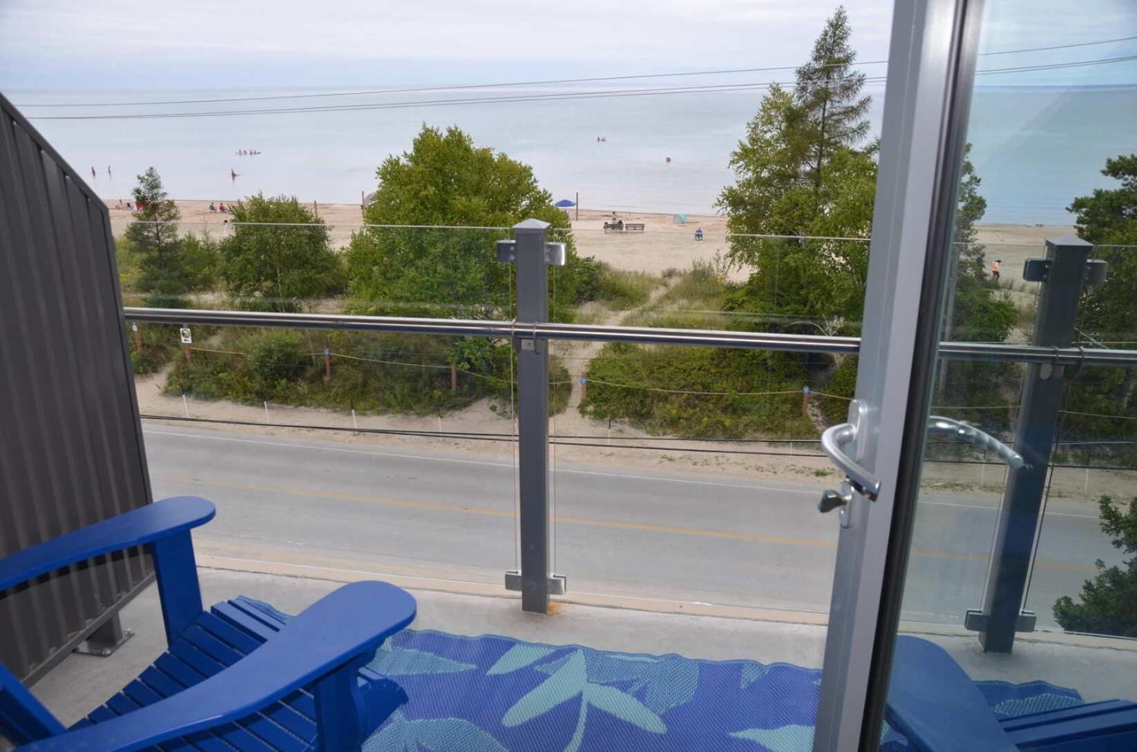 The Sands Hotel Sauble Beach Kültér fotó